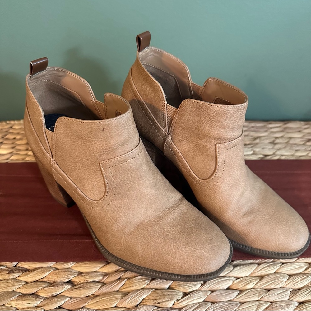 Dr. Scholl's Be Energized Lanie Tan Bootie